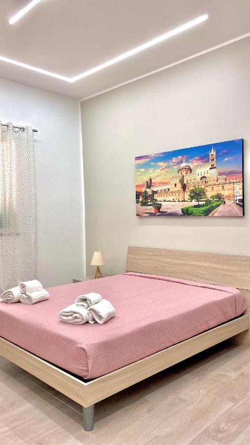 Locazione Breve Le Stanze Di Mandy Hotell Palermo Exteriör bild